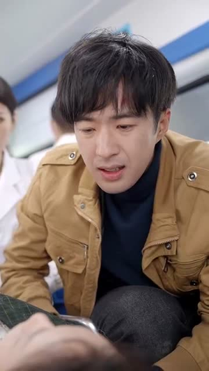爱在阳光下(30集) 爱在阳光下(30集)谁演的