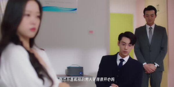 哑妻(24集) 哑妻(24集)谍战短剧