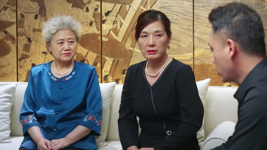 上心(38集) 上心(38集)赌石短剧